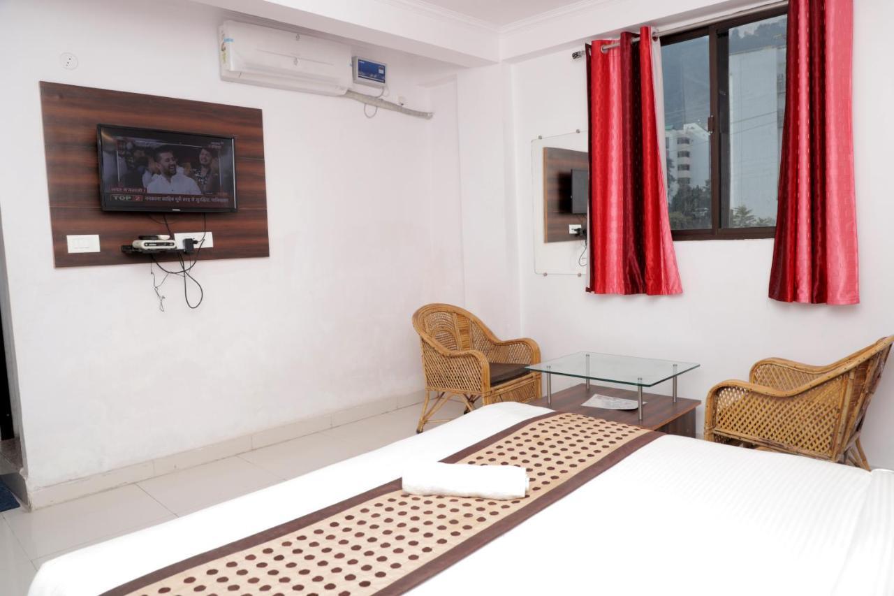 Hostel Orchid Rishīkesh Zewnętrze zdjęcie